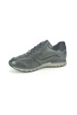 zwarte-lederen-runner-sneakers