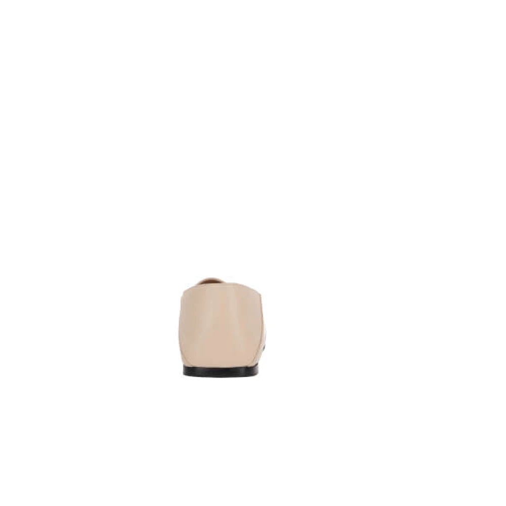 Sergio Rossi Ivoorleren Slipper met Vierkante Neus en Zilveren Metalen Plaque White Dames