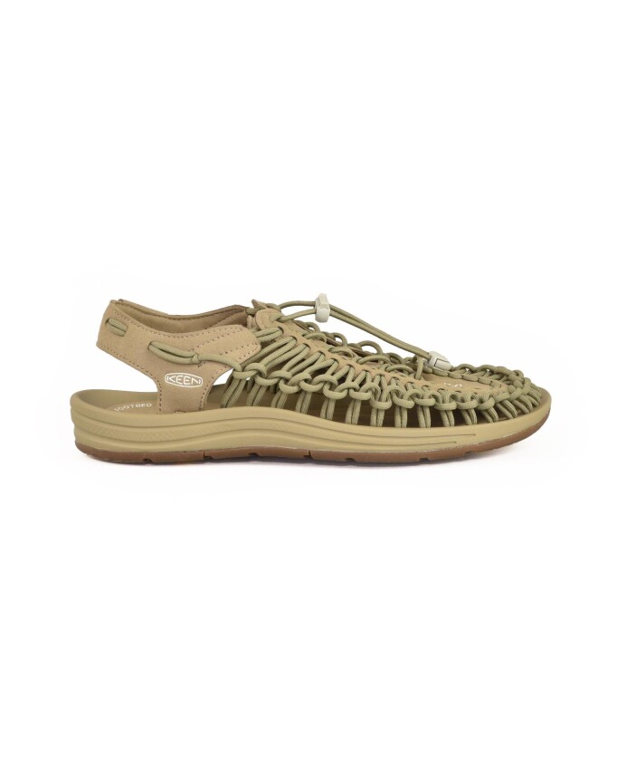 sandal-en-daim-et-corde