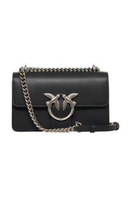 chic-black-leather-shoulder-bag