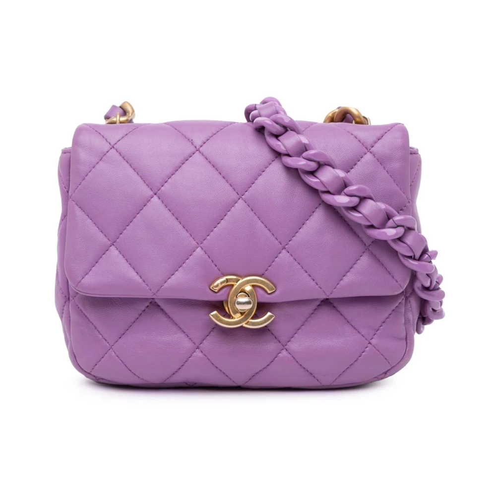 Chanel Vintage Women's Purple Pre-Owned Lambskin Leather Quilted Crossbody