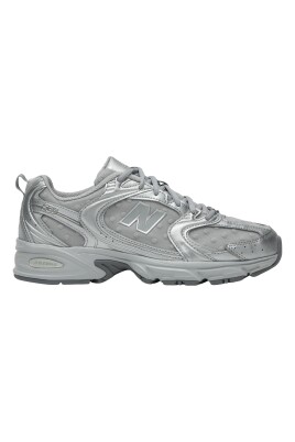 low-top-sneaker