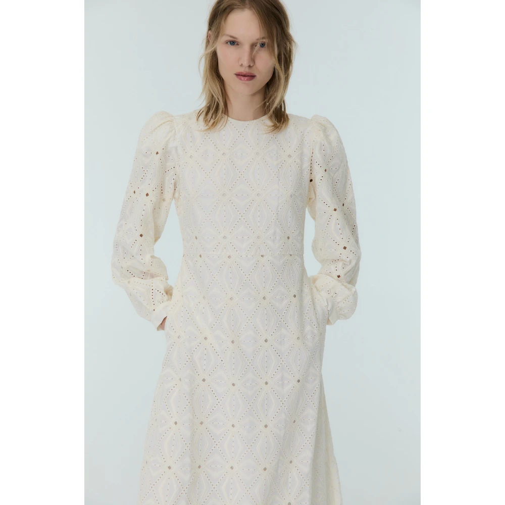 The New Society Geborduurde Voile Jurk in Ecru White Dames