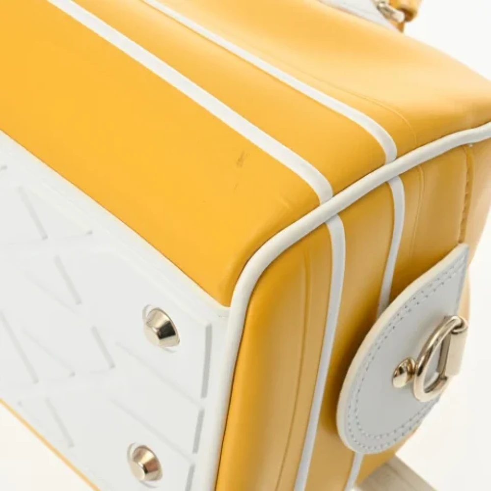 Dior Vintage Pre-owned Leather handbags Yellow Dames