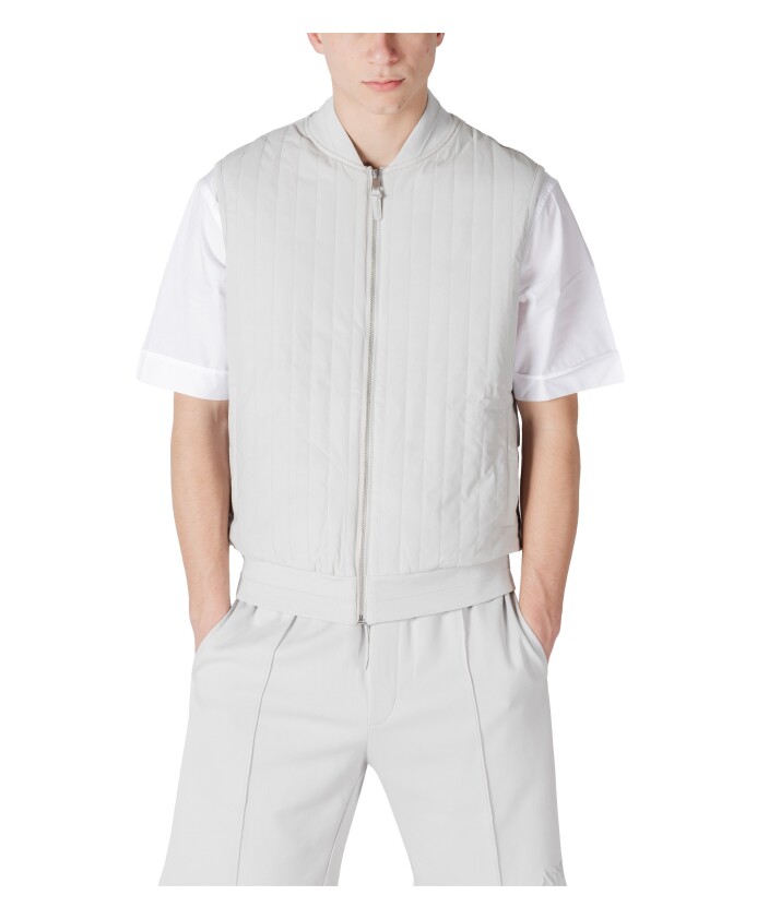 grey-sleeveless-gilet-with-zip-fastening