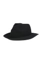 chapeau-a-large-bord-noir