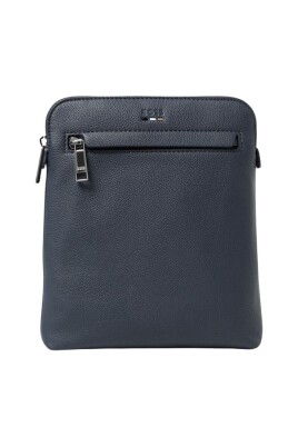 black-leather-boss-shoulder-bag