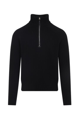 luxury-black-sweater-aw25