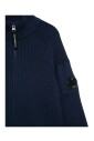 cardigan-bleu-a-cotes-pull