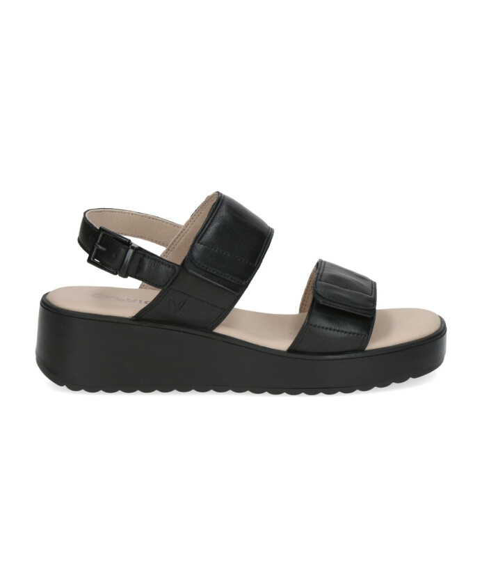 svarta-oppna-platta-sandaler-kvinnor