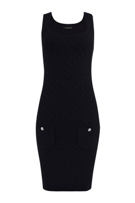 elegante-robe-midi-bodycon-avec-encolure-carree