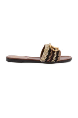 slide-sandal-with-unique-design