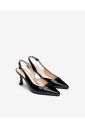slingback-en-vernis-noir-avec-accessoire