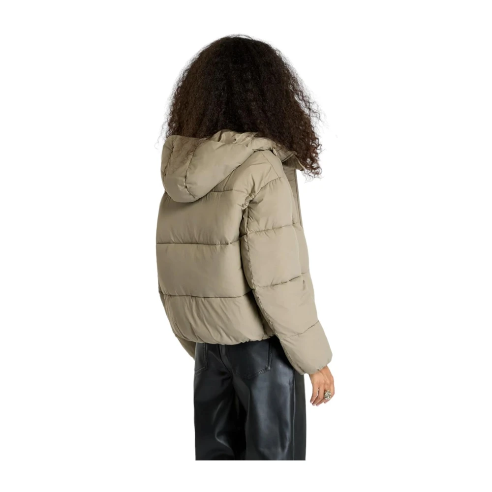 Calvin Klein Korte Logo Jas Moderne Stijl Beige Dames