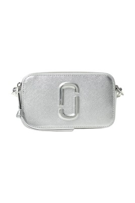 metallisk-crossbody-vaska