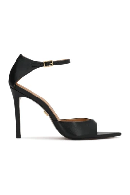 Irina Pump