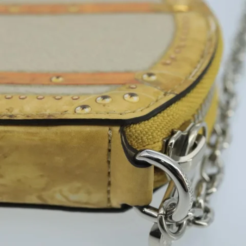 Louis Vuitton Vintage Pre-owned Leather wallets Yellow Dames