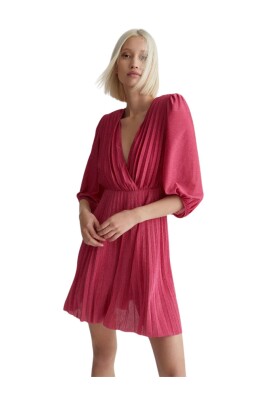 classic-pink-dress