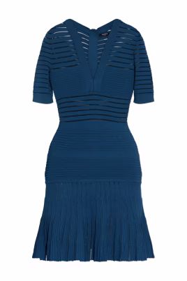 robe-en-maille-a-col-en-v