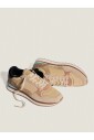 sneakers-a-memoire-de-forme