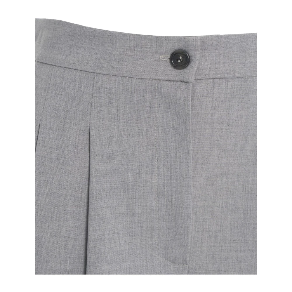 Ottod'Ame Grijze Bermuda's met Elegante Plooien Gray Dames
