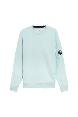 lens-detail-sweatshirt