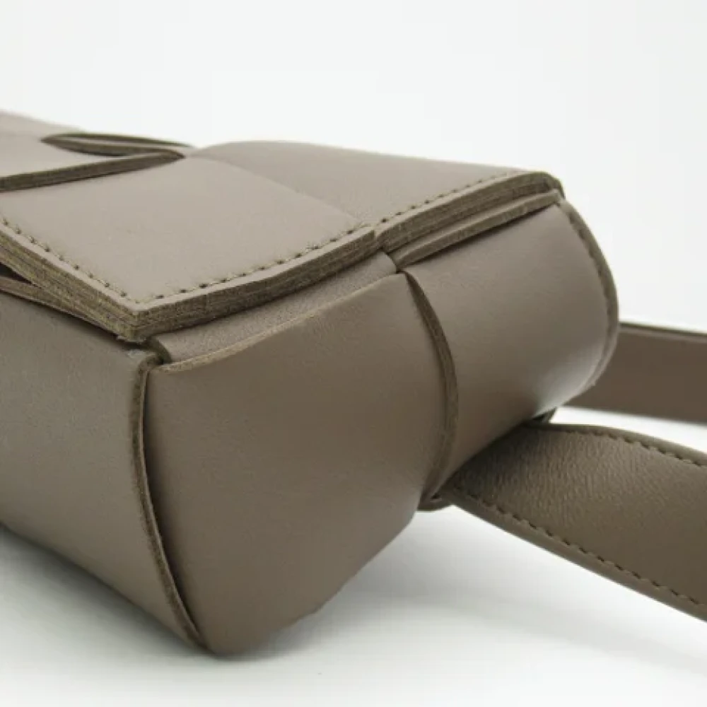 Bottega Veneta Vintage Pre-owned Leather crossbody-bags Beige Dames