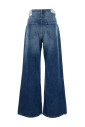 jean-bleu-a-jambe-large-avec-patch-logo
