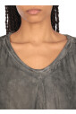 grijze-zijden-viscose-mouwloze-jurk