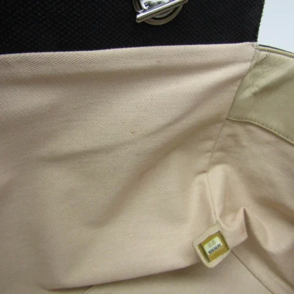 Chanel Vintage Pre-owned Canvas shoulder-bags Black Dames