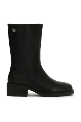 Läderstövlar med en slip-on bred övre del