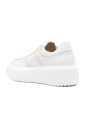 sneakers-blancs-en-cuir-avec-insert-en-daim-bleu