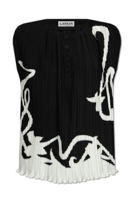 pleated-sleeveless-top