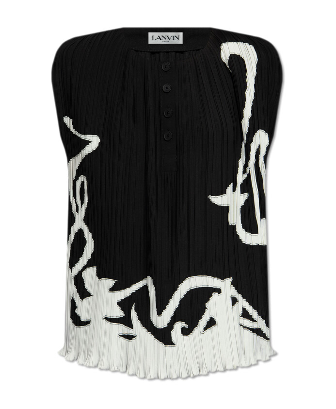 pleated-sleeveless-top