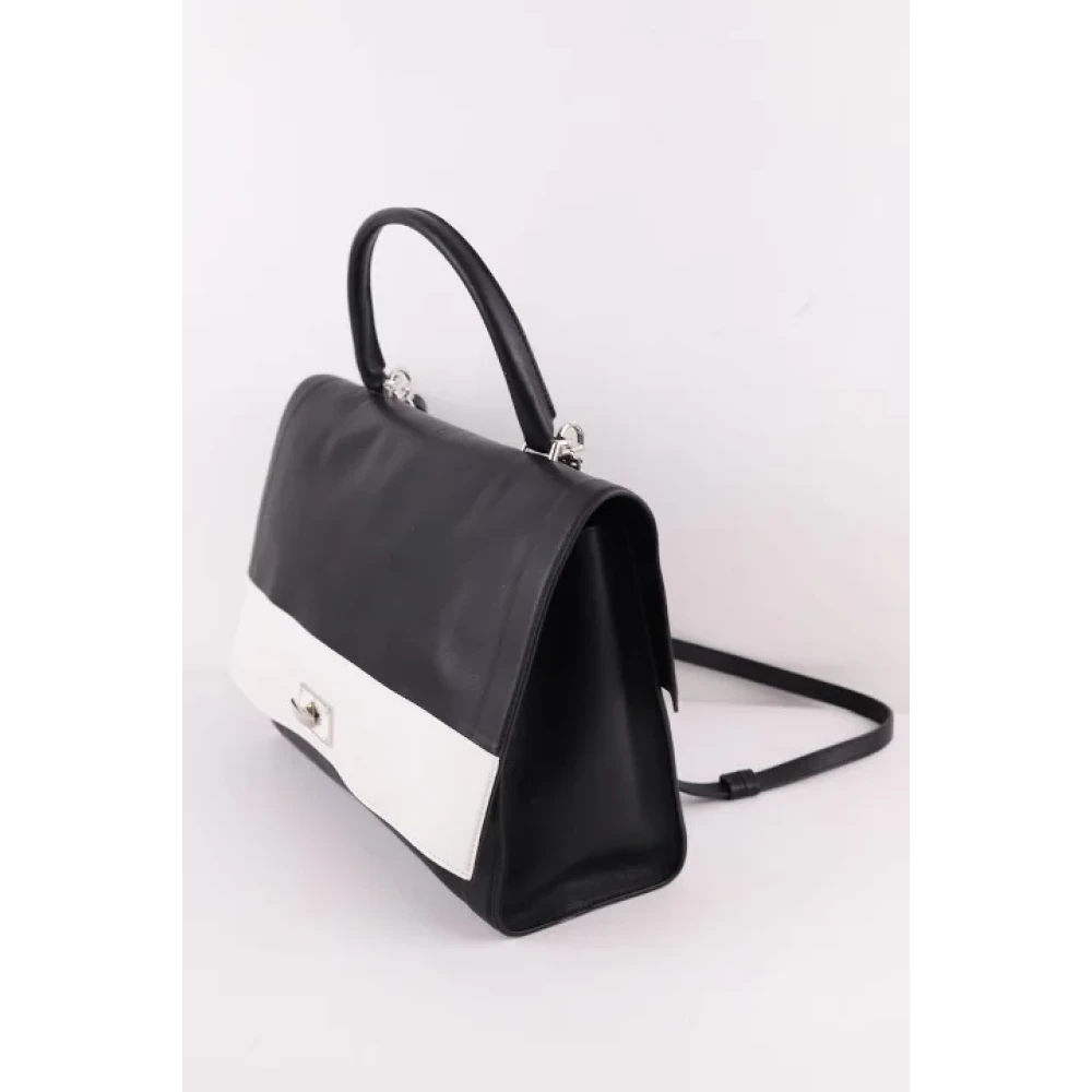 Givenchy Pre-owned Leather handbags Black Dames