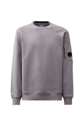 lens-detail-sweatshirt
