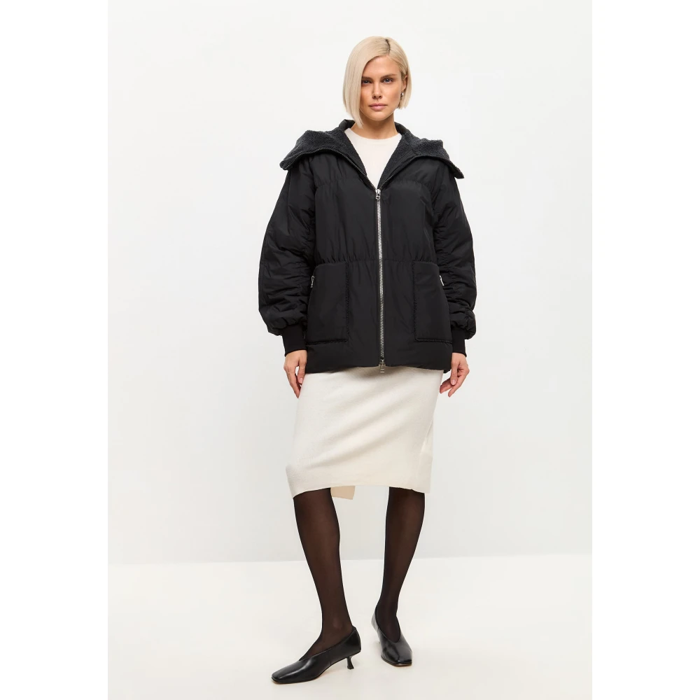 Cesare Gaspari Pufferjack met schapenvacht kraag Zwart Black Dames
