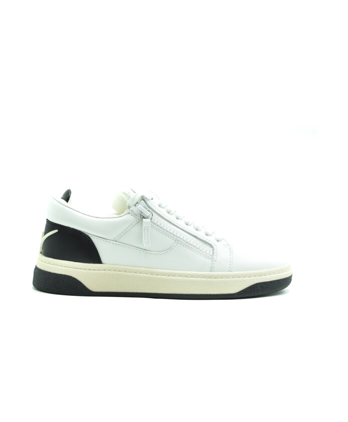 sneakers-elegantes-pour-un-usage-quotidien