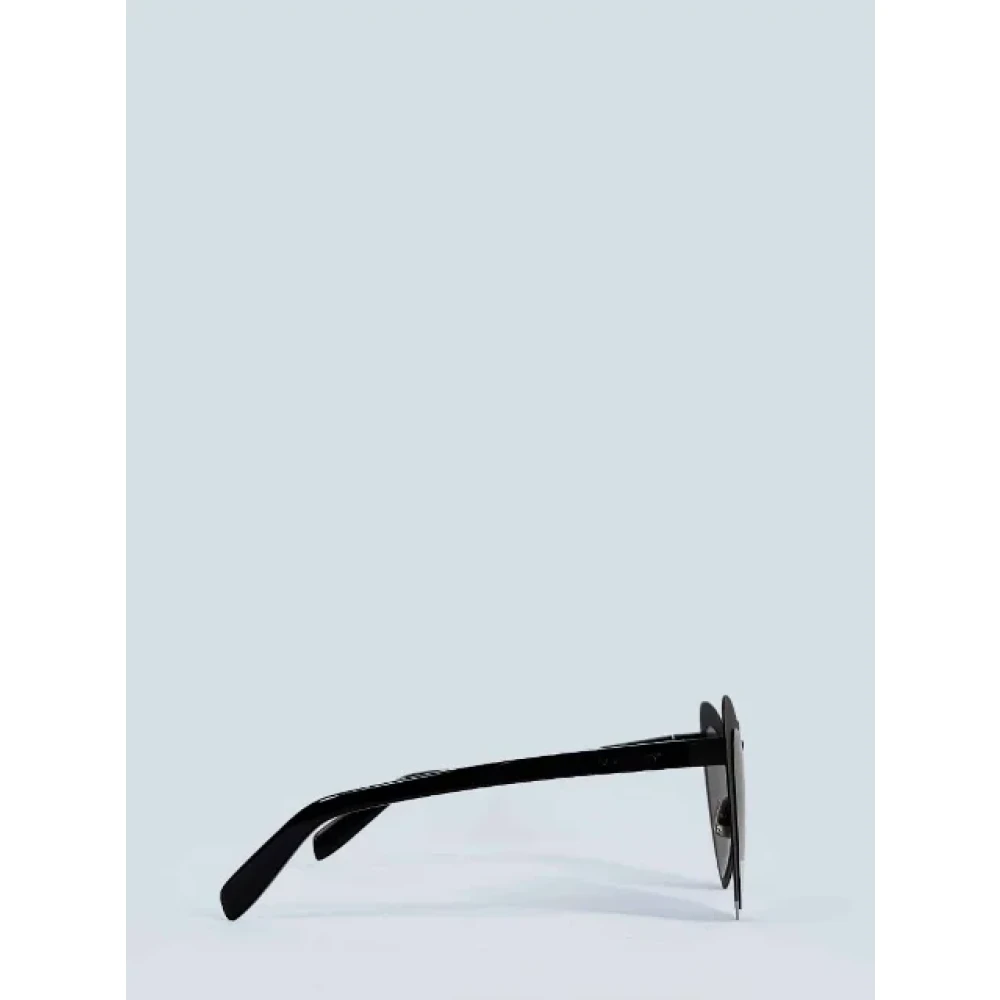 Yves Saint Laurent Vintage Pre-owned Metal sunglasses Black Dames