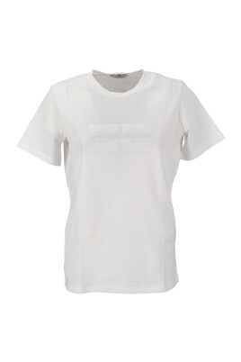 t-shirt-decontracte-en-couleur-270