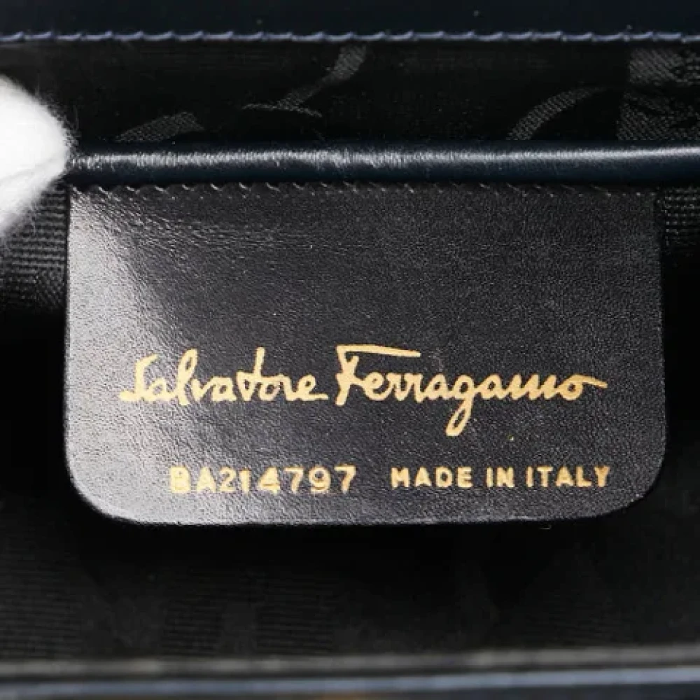Salvatore Ferragamo Pre-owned Leather shoulder-bags Blue Dames