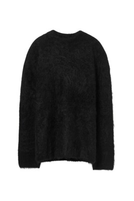 black-alpaca-knit-sweater