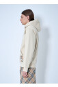 hoodie-met-logo-patch