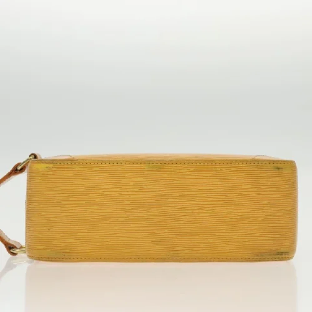 Louis Vuitton Vintage Pre-owned Leather clutches Yellow Dames
