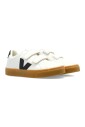 sneakers-classiques-en-blanc-et-noir