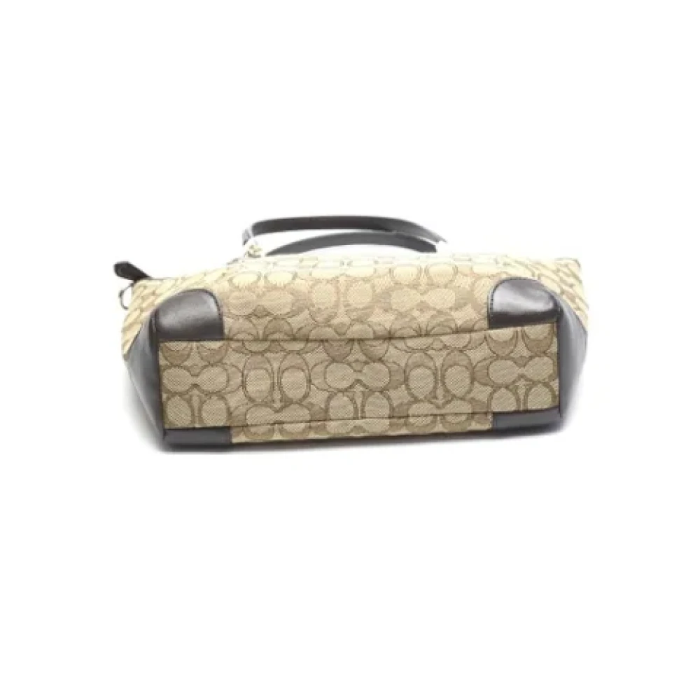 Coach Pre-owned Fabric handbags Beige Dames