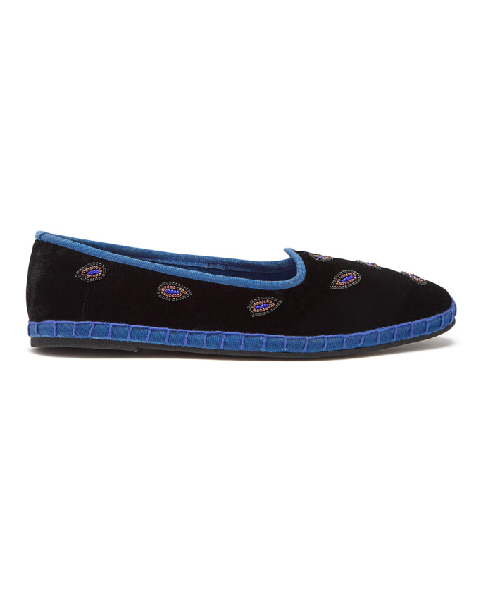 babouche-en-velours-perlee-a-la-main