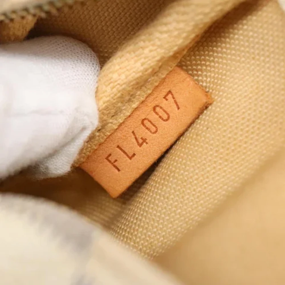 Louis Vuitton Vintage Pre-owned Canvas pouches Beige Dames