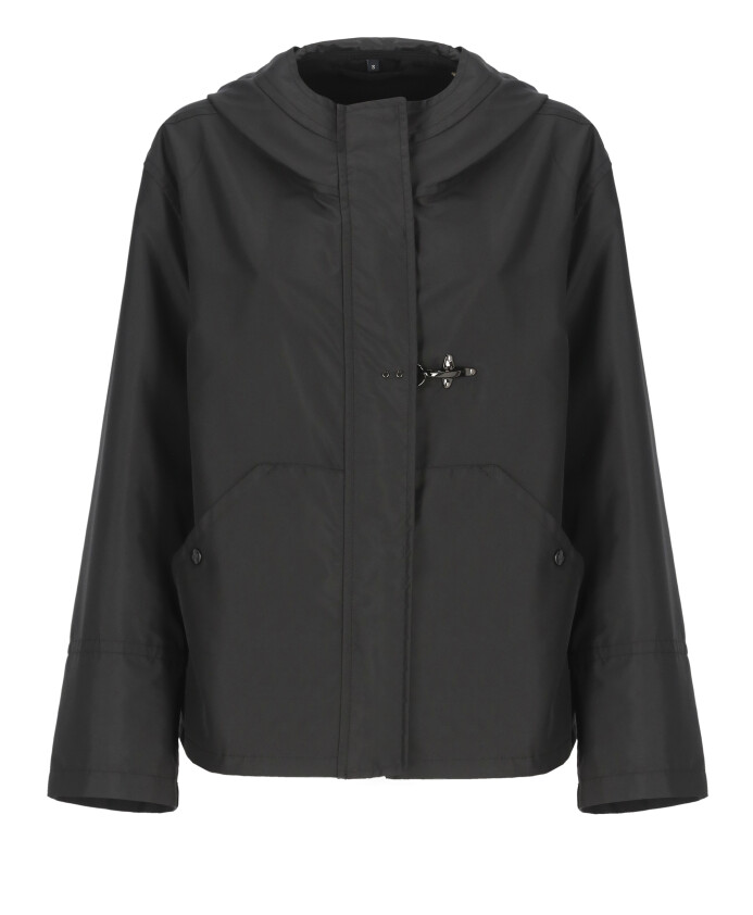 waterproof-parka-with-hood-and-pockets