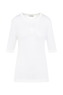 white-floral-embellished-t-shirt
